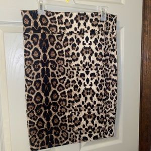 Sensational collection leopard pencil skirt
